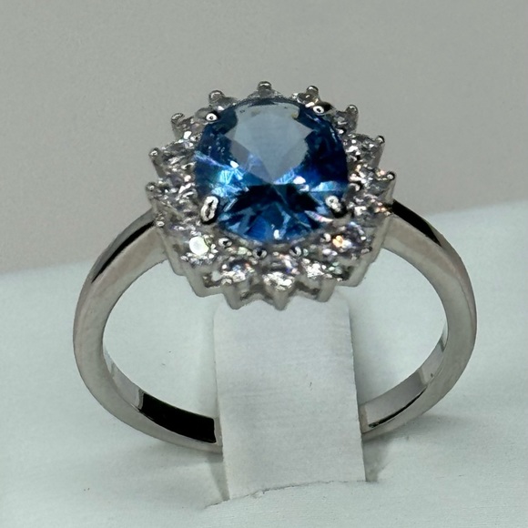 STERLING SILVER BLUE TOPAZ WITH SIMULATED DIAMONDS - Picture 1 of 5